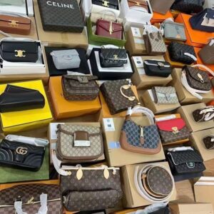 Woman handbags & purse pallets